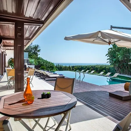 Outstanding Algarve 8 Bedrooms Agua Grande Deluxe Seaviews * Албуфейра